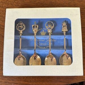 Collectible Diamond Jubilee Spoon Set